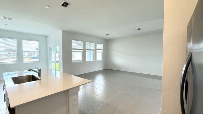 Building Photo - 5103 BRIDGEHAVEN Rd
