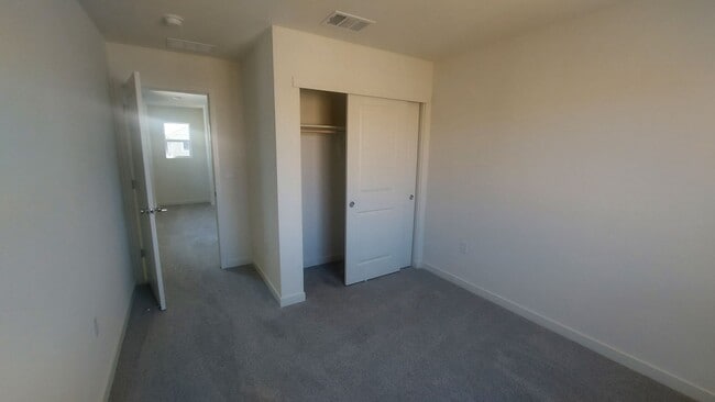 Building Photo - Brand New 4bedroom, 2.5bath in West Roseville