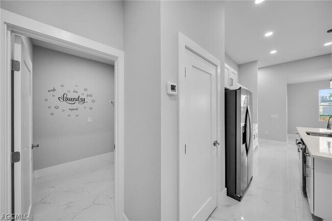 Building Photo - 3719 16th St W