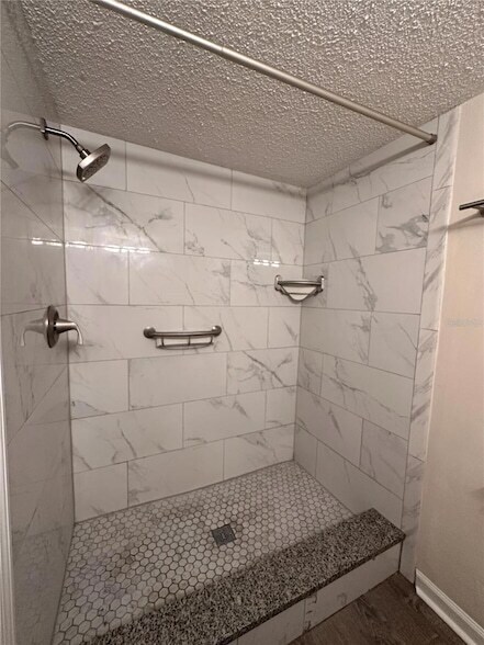 Building Photo - 112 7th St S