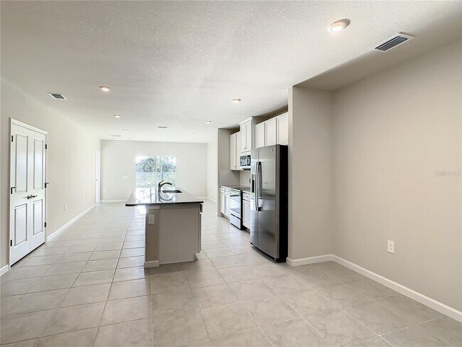 Building Photo - 1826 West Palms Drive