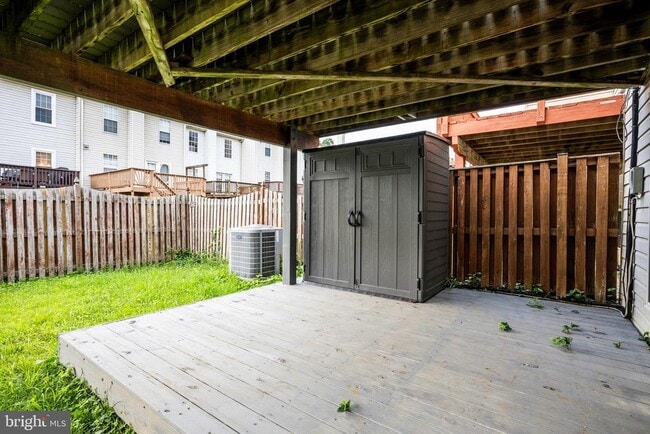 Building Photo - 5335 Hollowstone Cir