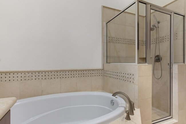 Building Photo - 1303 Sherwood Point Ln