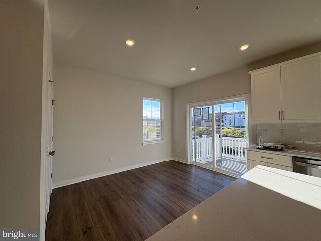 Building Photo - 25 Atkins Dr