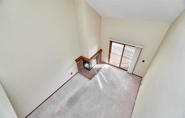 Building Photo - 2304 Yellowstone Park Ct