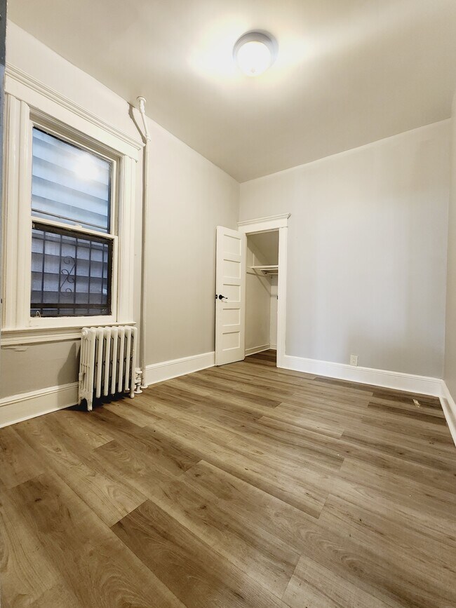 Building Photo - 267 Fulton Ave