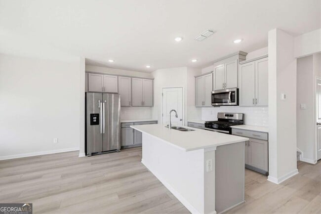 Building Photo - 7768 Richmond Trl