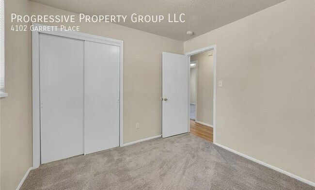 Building Photo - 4102 Garrett Pl