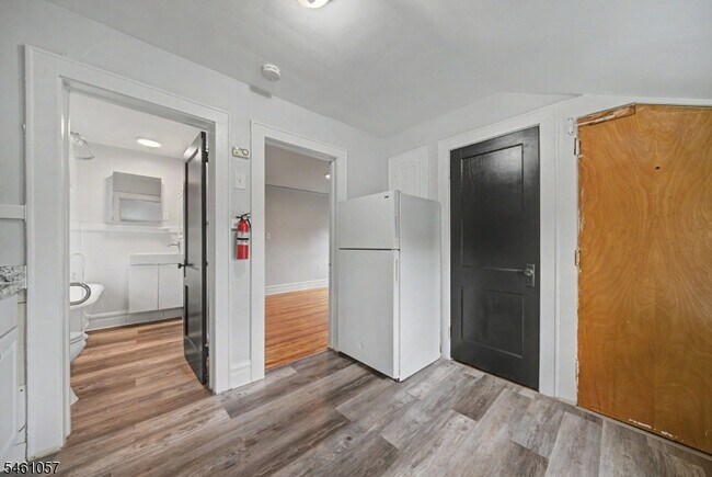 Building Photo - 151 Watchung Ave