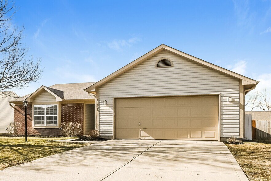 Building Photo - 17722 Sanibel Cir