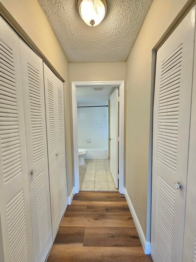 Building Photo - 4191 N Haverhill Rd