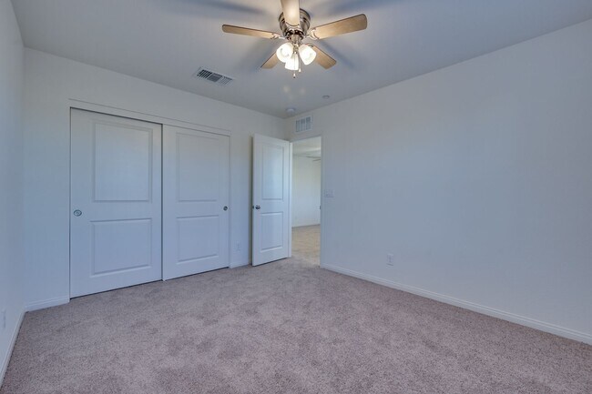 Building Photo - New House!!! Inspirada!!! Across from future Community Pool/Park!!! Tankless water heater!!