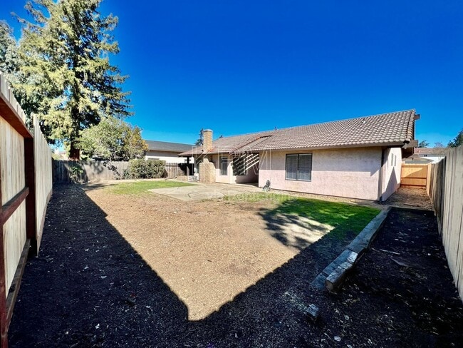 Building Photo - 4517 Da Vinci Dr