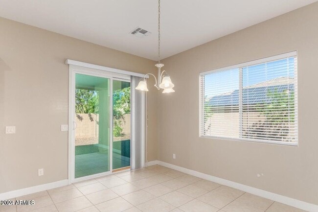 Building Photo - 13695 N 148th Dr