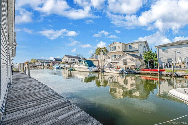 Building Photo - 504 Fire Island Ave