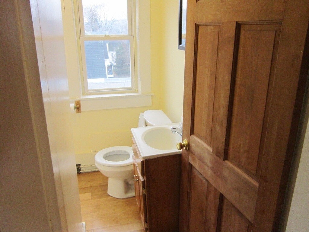 Building Photo - 119 Prospect St