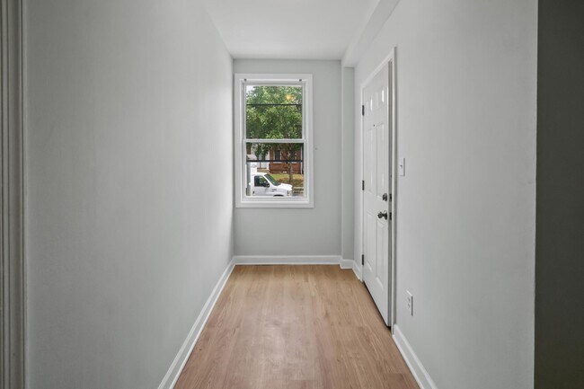 Building Photo - 182 36th St NE