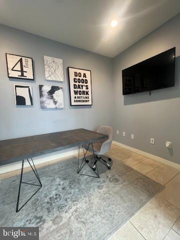 Building Photo - 401 Race St