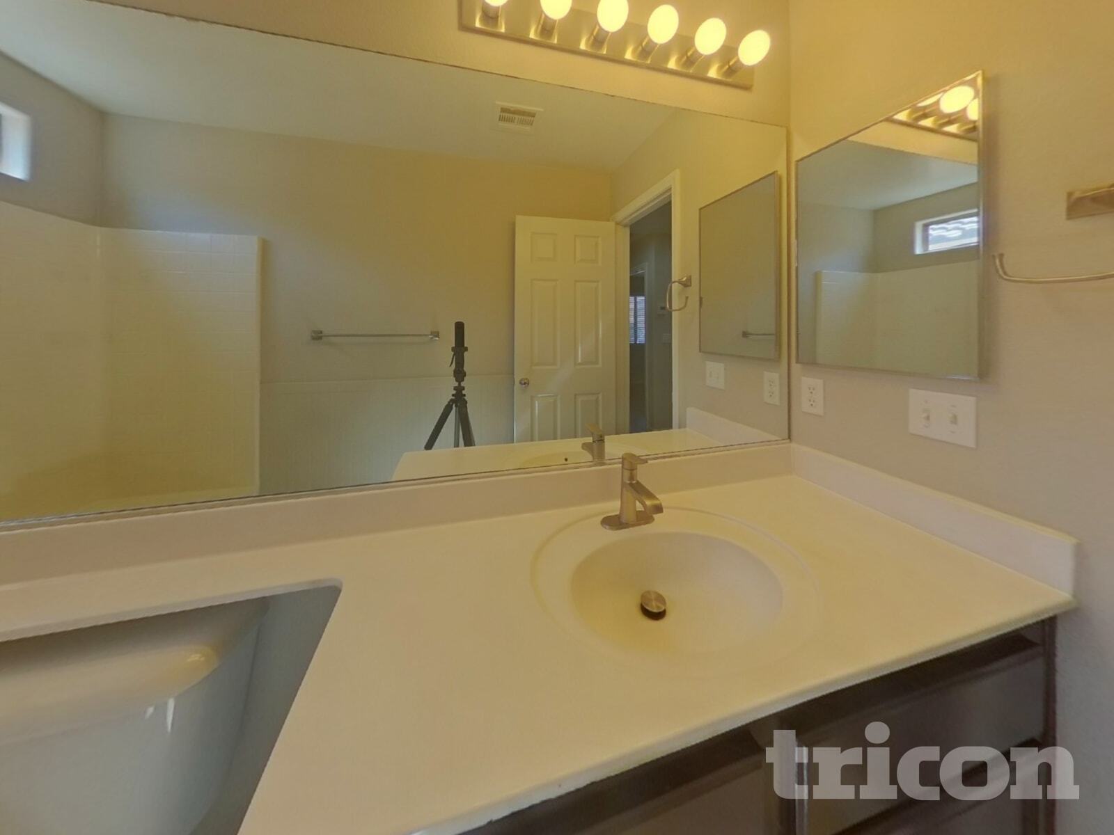 Building Photo - 8224 W Sierra Cascade Ct