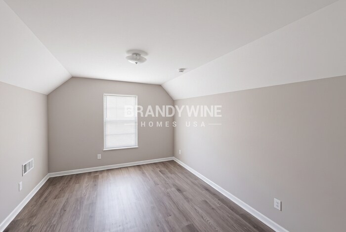 Building Photo - 5194 Seaside Ct
