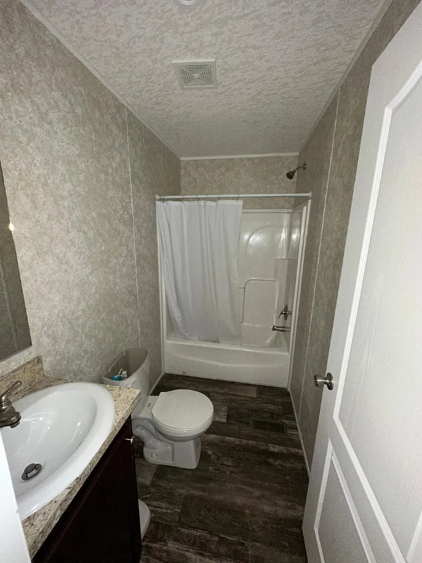 Building Photo - 55009 Hill Rd