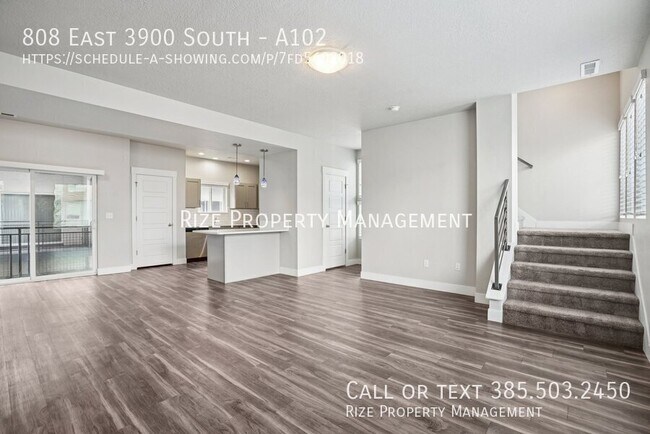 Building Photo - 808 E 3900 S