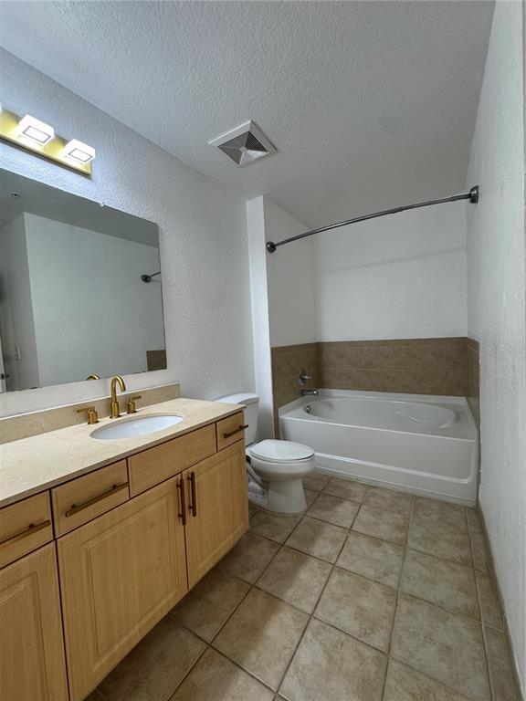 Building Photo - 1064 N Tamiami Trl