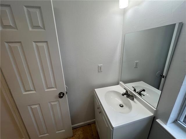 Building Photo - 7702 Belcrest Pl