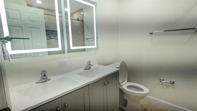 Building Photo - 213 E Forest Oak Cir