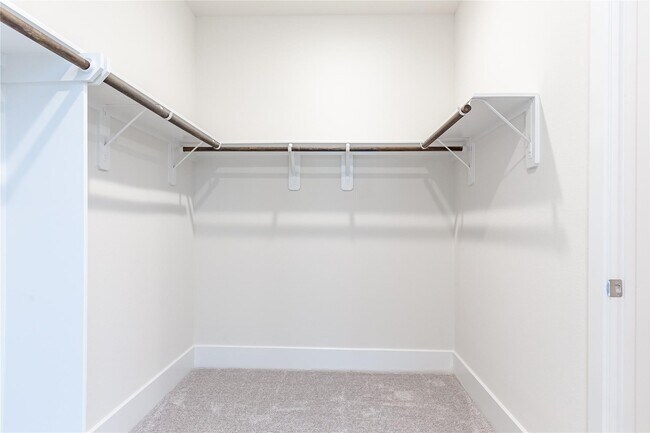 Building Photo - 30031 Aralia Dr