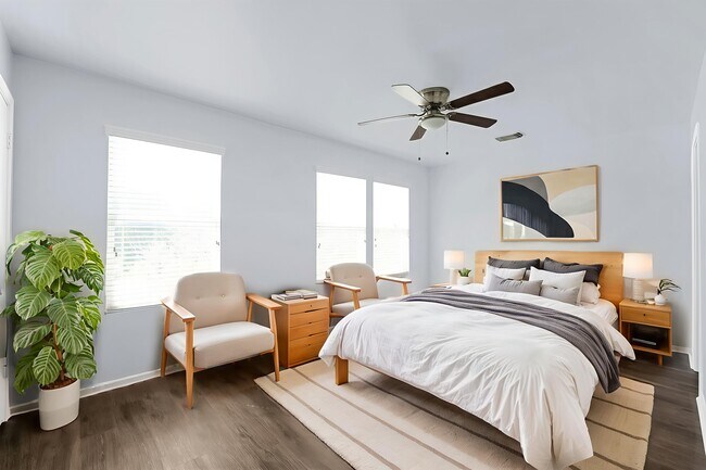 Building Photo - 6011 Midcrown Dr E