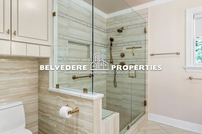 Building Photo - 4 bed in Hamilton Lakes