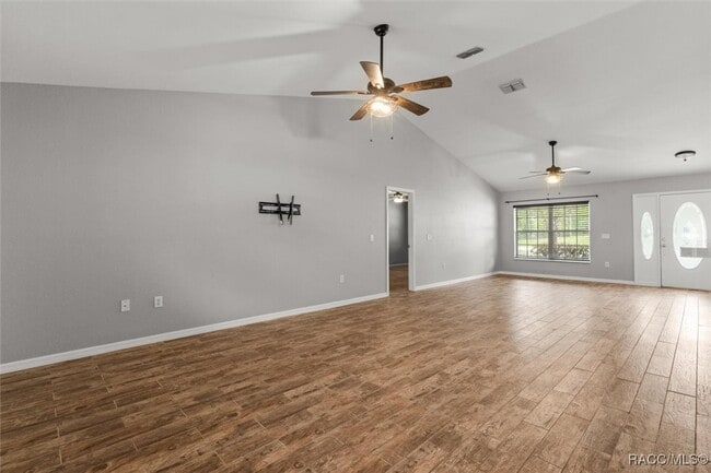 Building Photo - 17 Eugenia Ct N