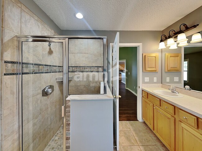 Building Photo - 1526 Bay Harbor Dr
