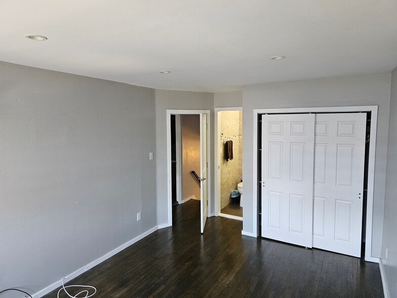 Primary BR3 - 7214 Bergen Ct