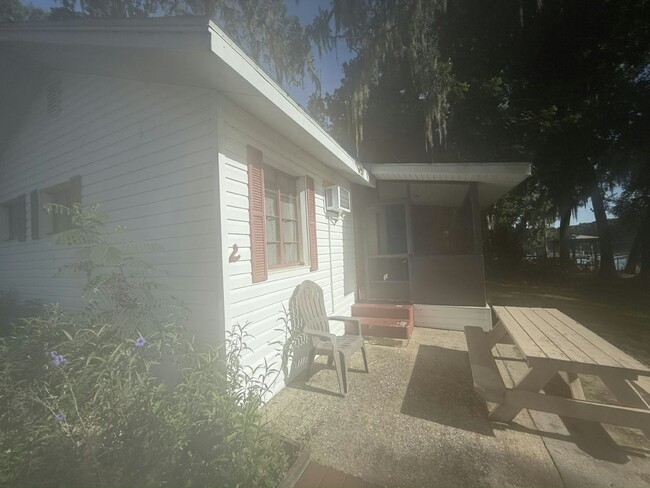 Building Photo - 8801 E Moonrise Ln