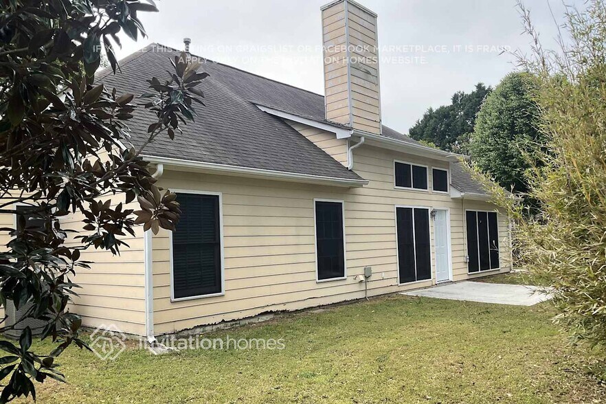 Building Photo - 2363 Dover Ln