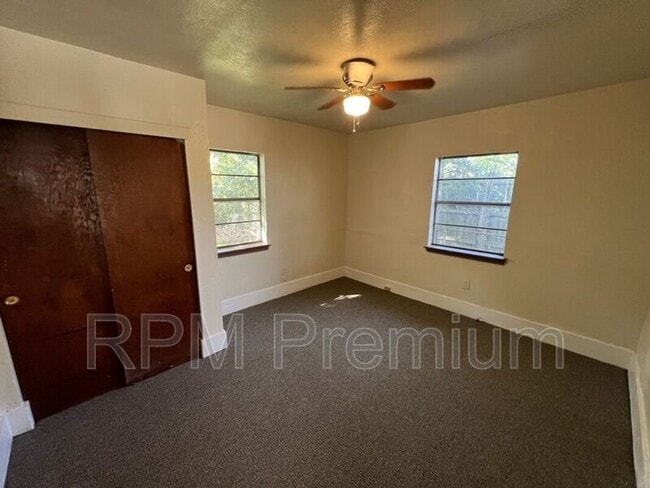 Building Photo - 13363 Sunshine Rd