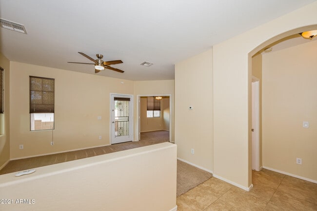 Building Photo - 2528 S Portland Ave