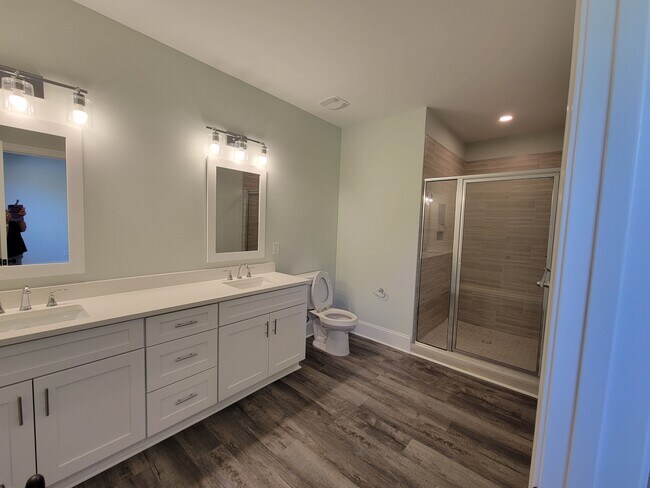 Building Photo - 3903 Harkers Way
