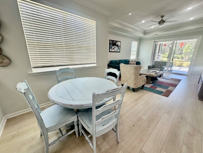 Building Photo - Margaritaville Two Bedroom Fully Furnished Home!