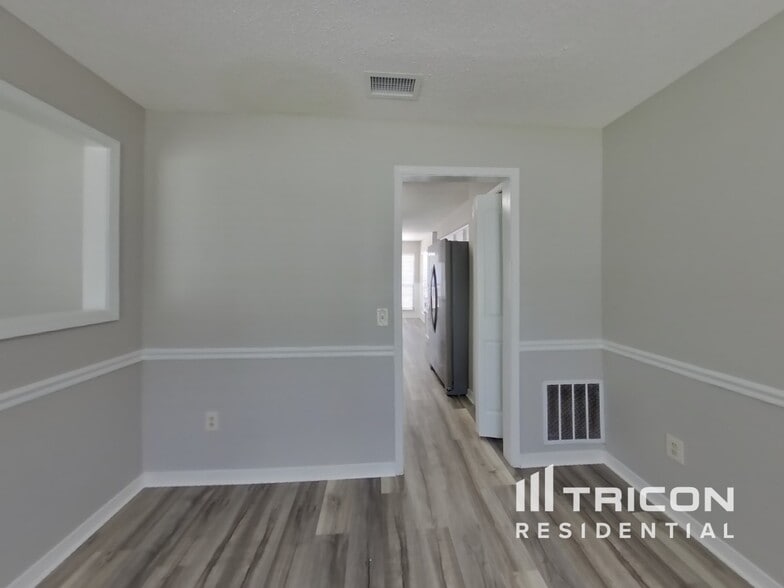 Building Photo - 2608 Bottomridge Dr