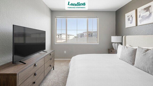 Building Photo - 550 Viridian Dr