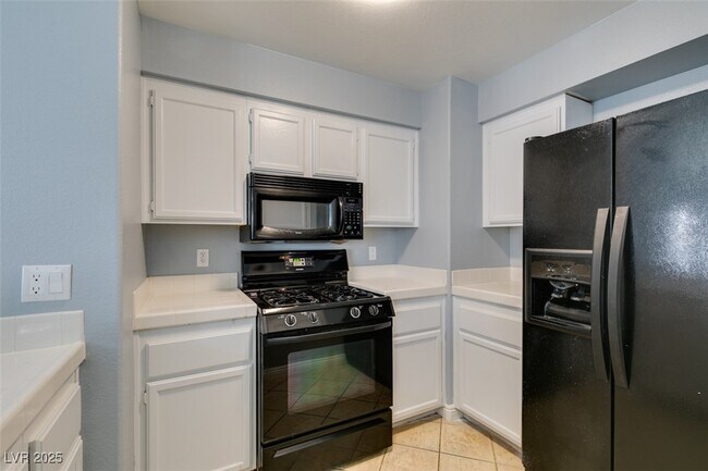 Building Photo - 2251 Wigwam Pkwy
