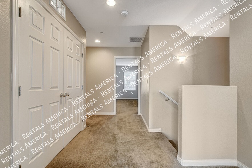 Building Photo - 4650 Ranch House Rd