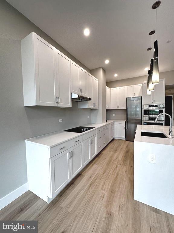 Building Photo - 801 N Fairfax St