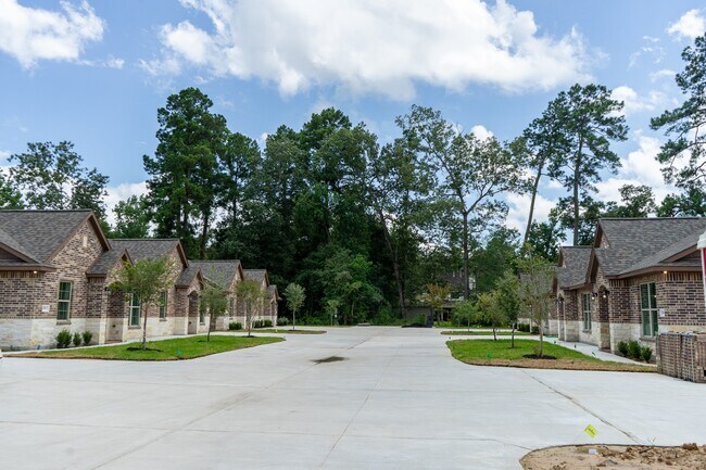 Building Photo - 2548 Appian Wy