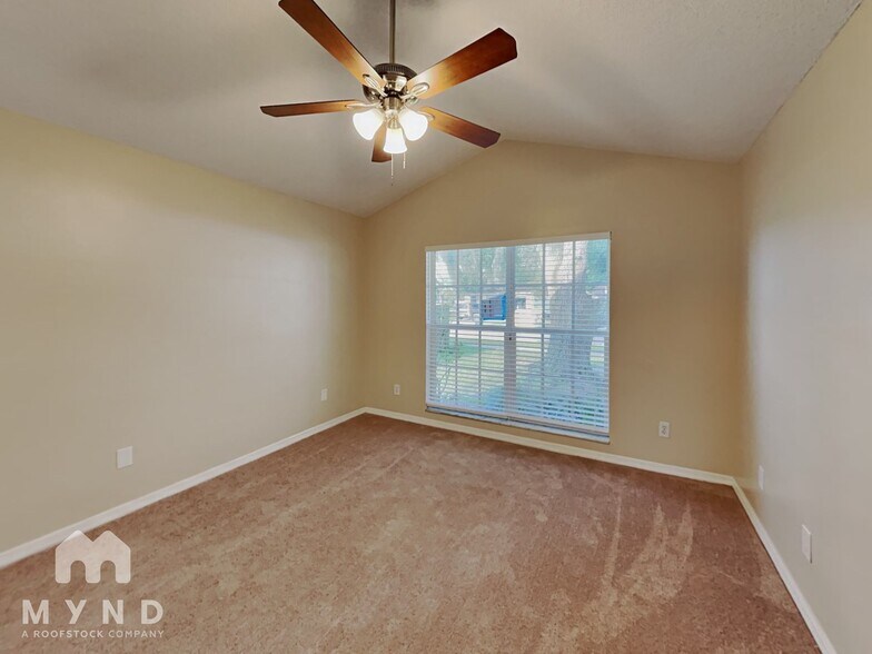 Building Photo - 8150 Tom Sawyer Dr