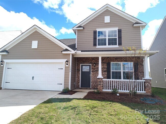 Primary Photo - 1404 Secrest Cmns Dr