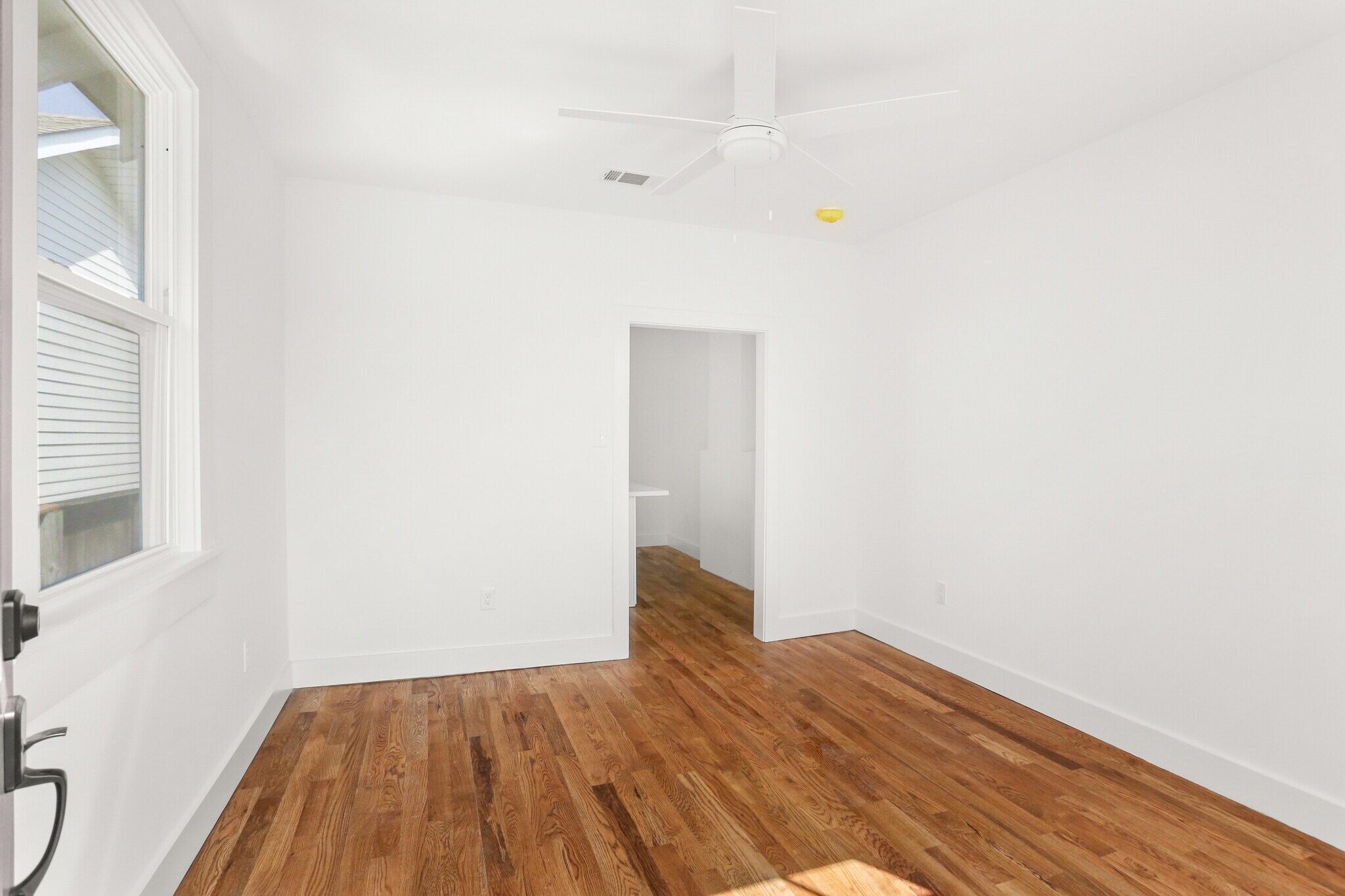 Building Photo - 8701 Green St